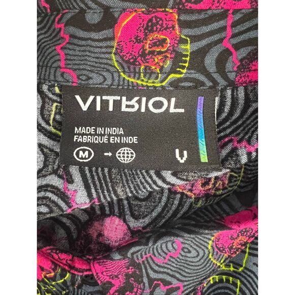 Vitriol Caedia Skull Lightning Pink Grey Women Shirt Size M Button-Up Punk Rock - Picture 9 of 14